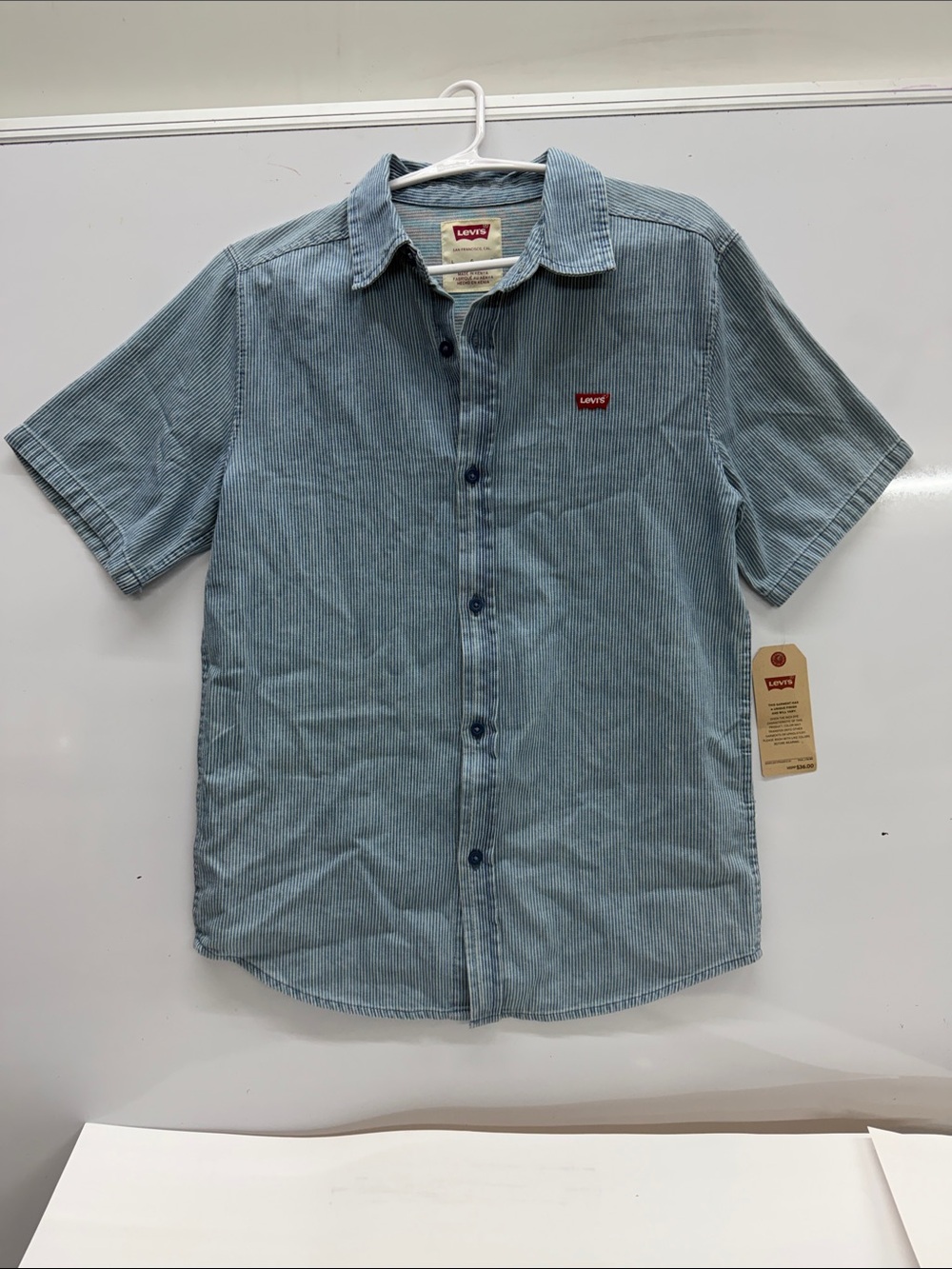 Levi's Light Blue Pinstripe Short Sleeve Button-Down Shirt